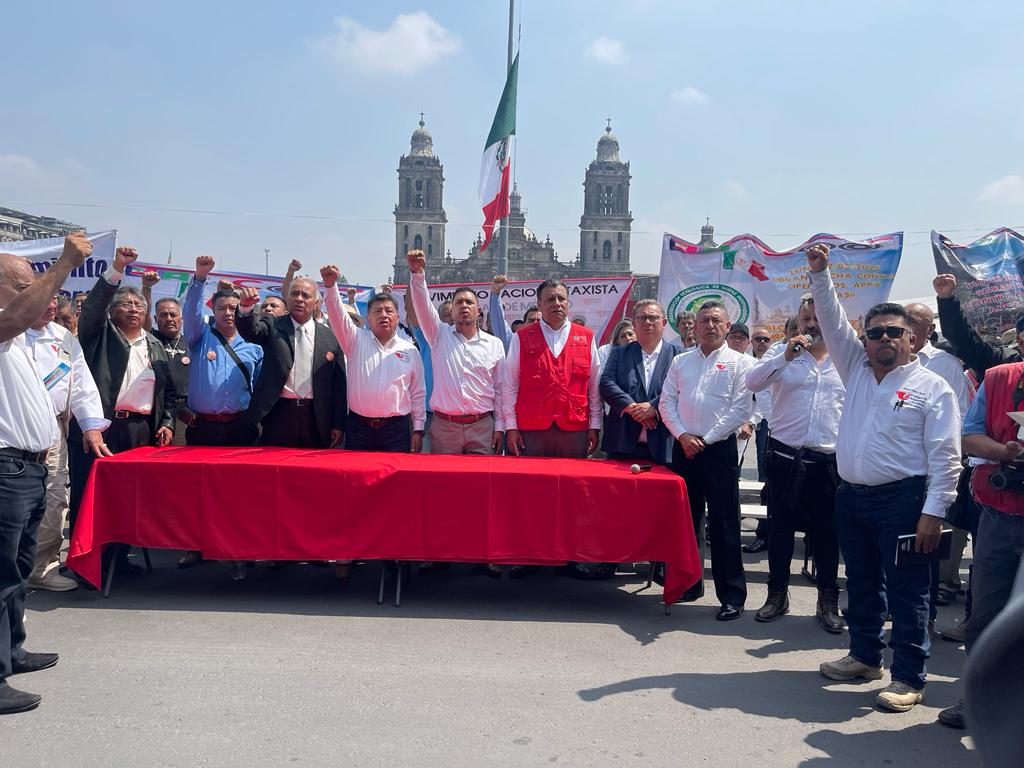 Denuncian taxistas abusos y violencia económica del Gobierno de Claudia Sheinbaum; su tarifa sin incremento en 10 años