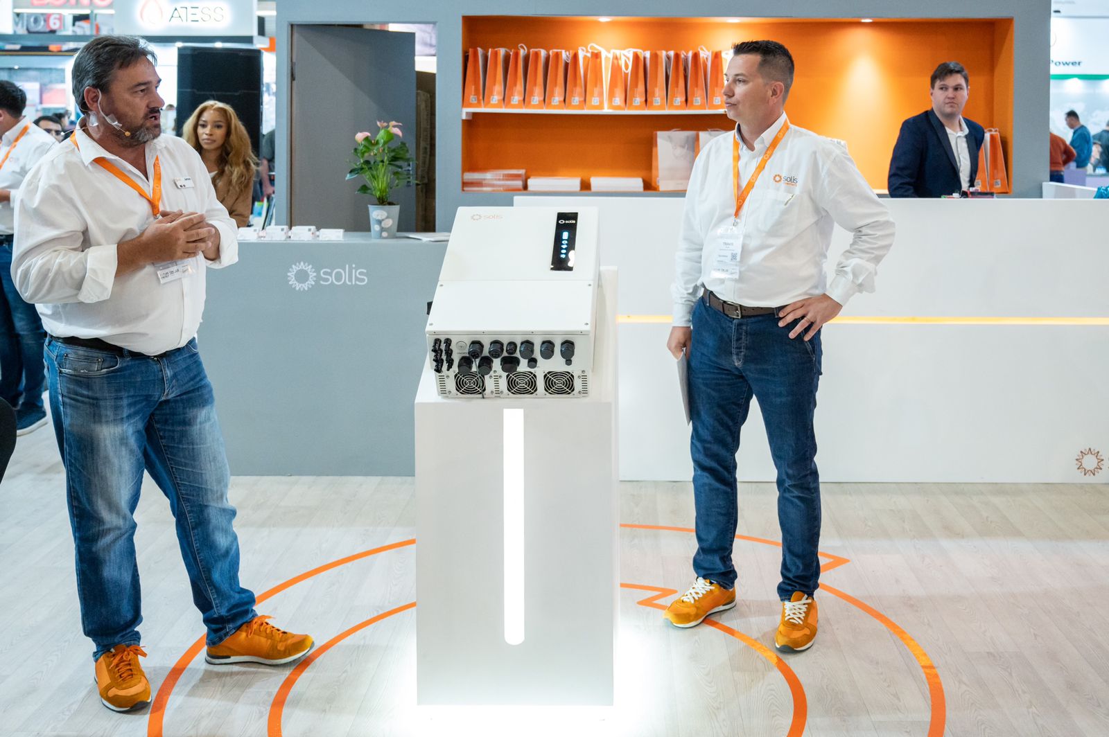 Solis lanza el inverosr híbrido de potencia avanzada S6 con caracteriísticas y funcionalidades impresionantes