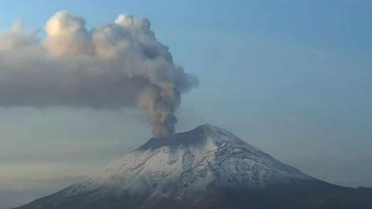 ‘’Don Goyo’’ ya suma cinco exhalaciones en las últimas 24 horas; informa Cenapred
