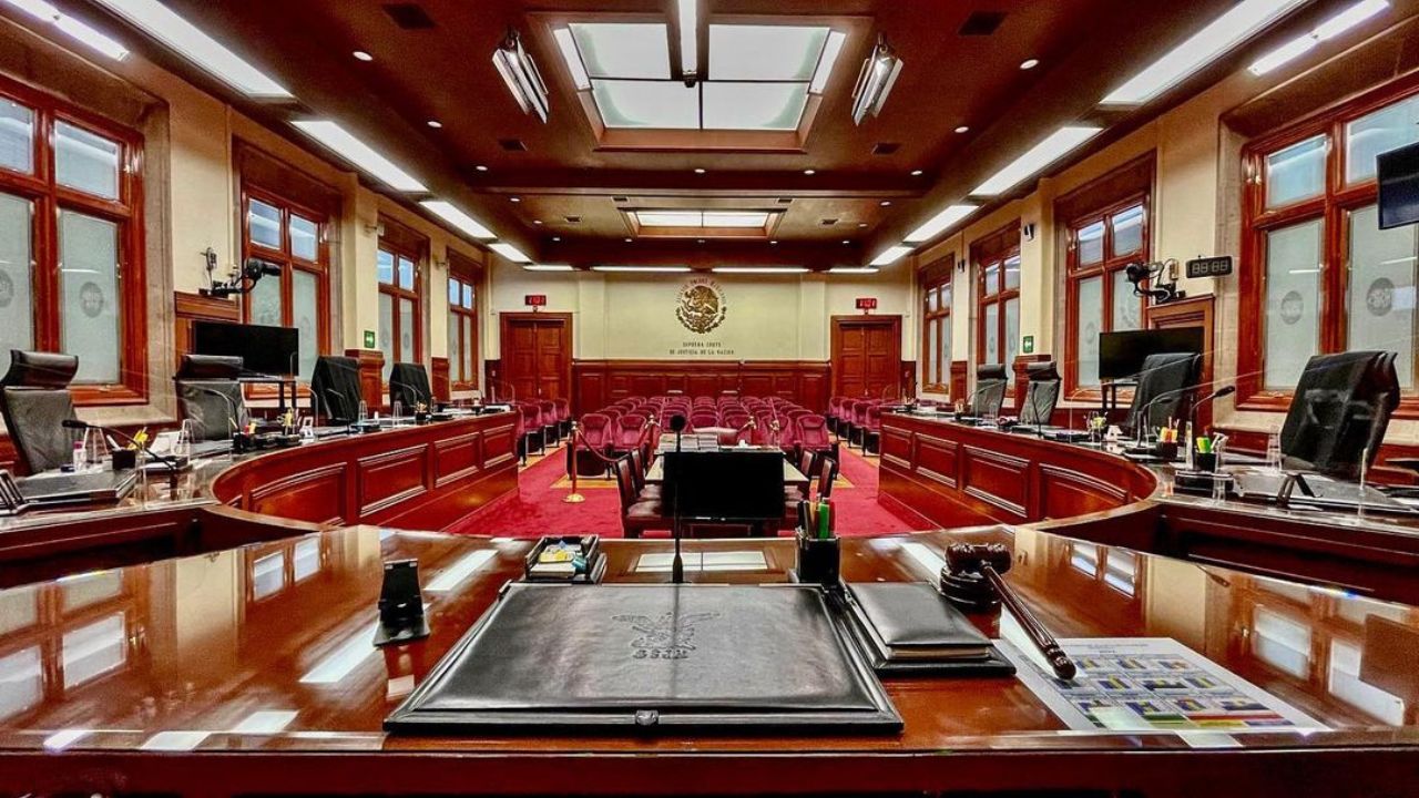 Va AMLO por reformar a la SCJN; califica al Poder Judicial como “pandilla de rufianes”