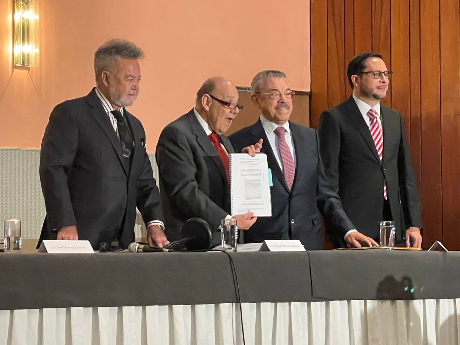 ‘Tesis de ministra Yasmín Esquivel es auténtica’, concluyó jueza de la CDMX