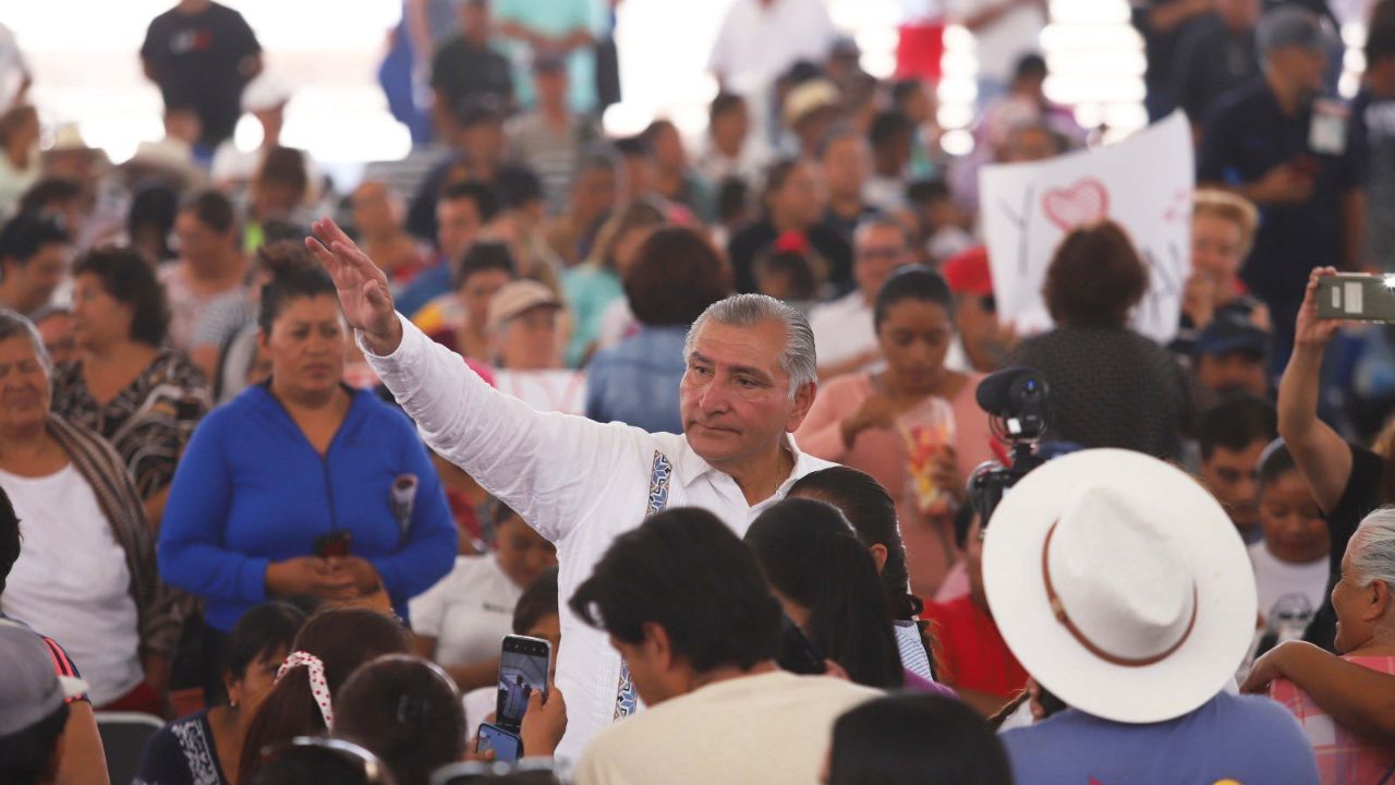 Adán Augusto López llama “tinterillos de ocasión” a ministros