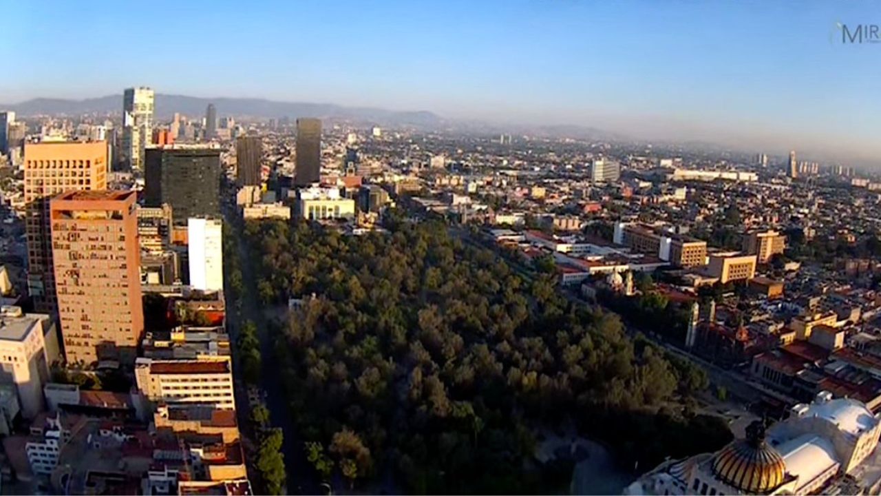 Emiten doble alerta por altas temperaturas en 12 alcaldías de CDMX