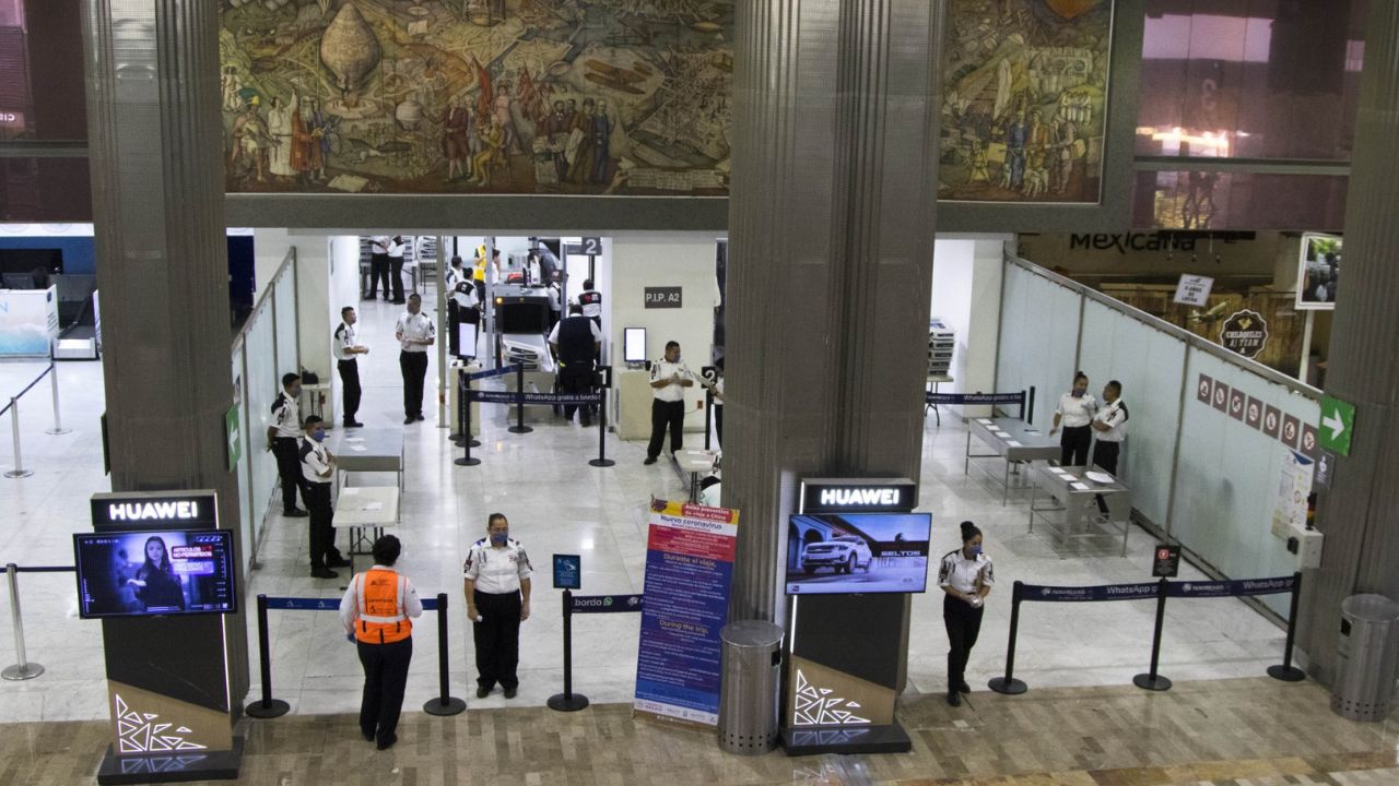 Semar estará a cargo del Aeropuerto Internacional de CDMX