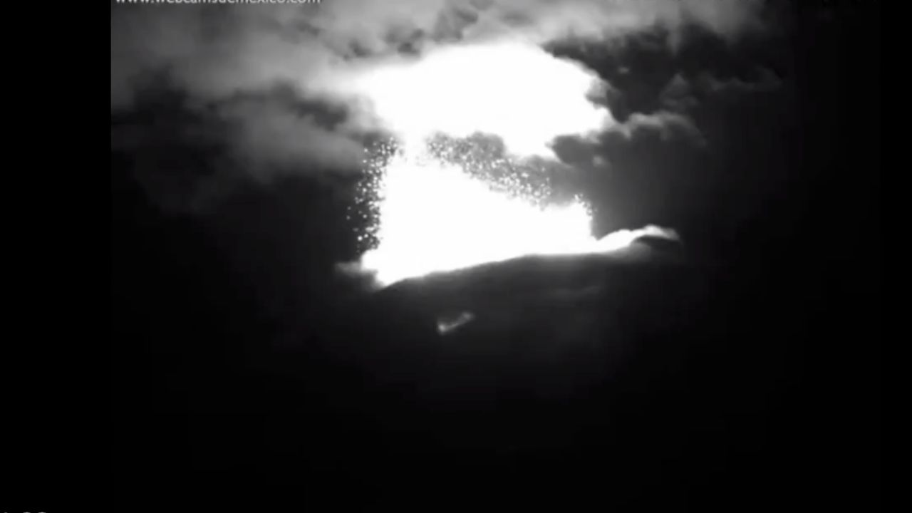 El Popocatépetl registró una nueva explosión la madrugada de este jueves
