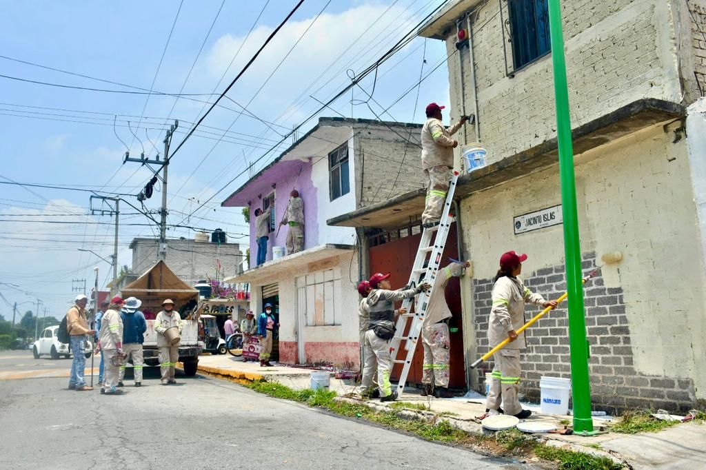 A través de ‘Fachada Chula’ dan mantenimiento a viviendas de Tláhuac