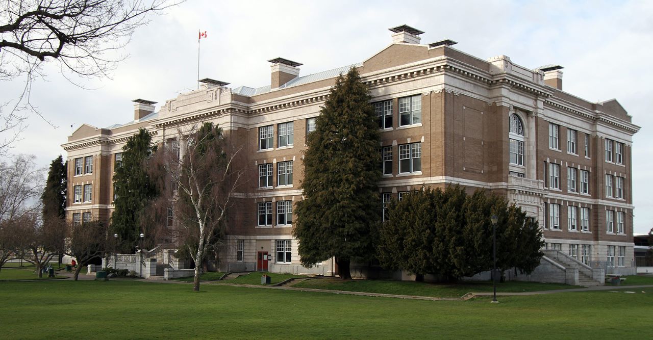 Rosy Ceceña ayuda a los más jóvenes a estudiar en Ontario, Canadá