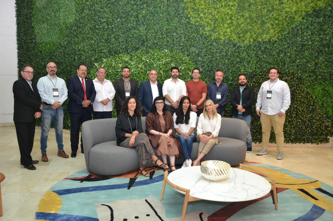 Sector mueblero organizó panel de análisis del sector