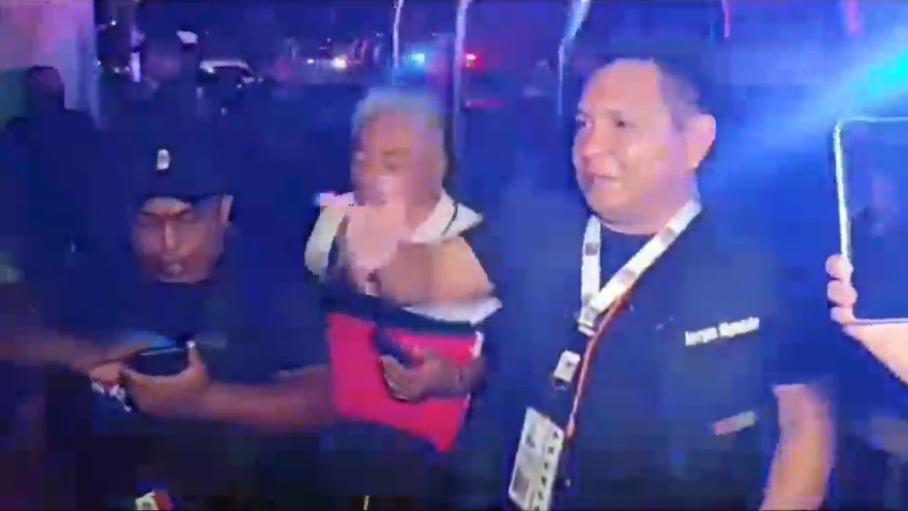 Abren fuego contra casa de periodista en Cancún, Quintana Roo