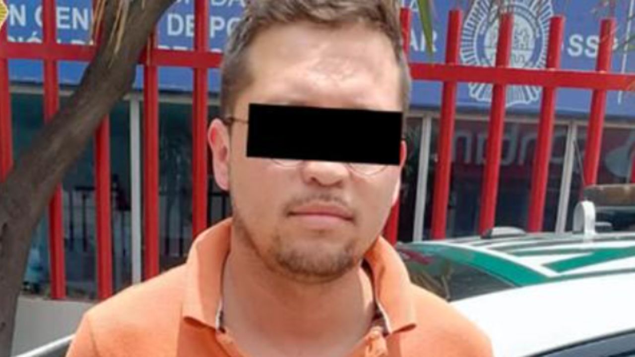 Detienen a hombre que intentó cobrar cheque falso en la Cuauhtémoc