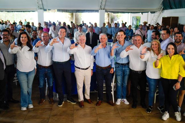 Rueda de prensa concedida por Santiago Creel Miranda, Presidente de la Mesa Directiva de la Cámara de Diputados