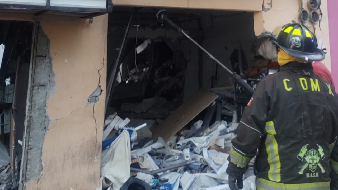 AO da apoyo económico a ocho familias afectadas por explosión en predio