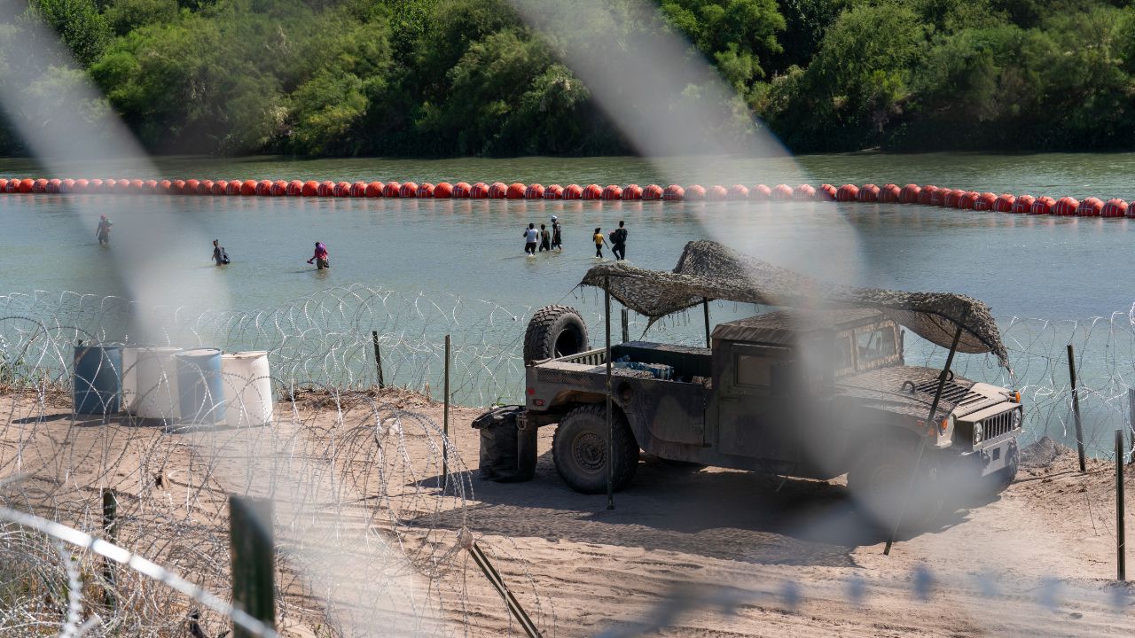 EUA acuerda con México aceptar peticiones de asilo de migrantes de 4 países