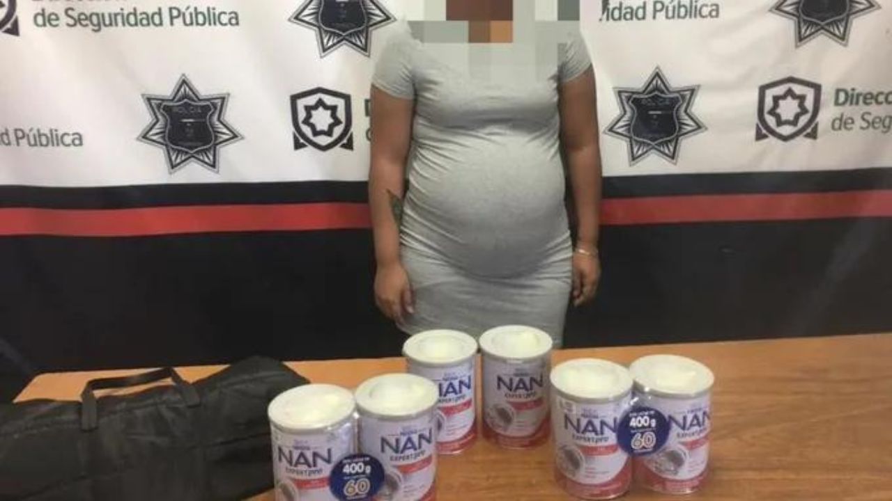 Detienen a mujer por robar latas de leche en polvo en Torreón
