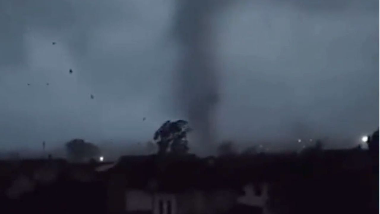 Tornado e intensa ola de calor azotan Milán, Italia