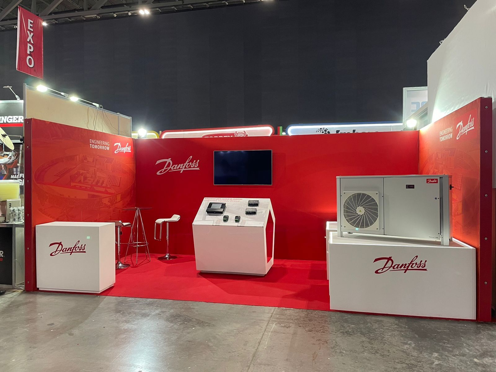 Danfoss presenta soluciones para control de sistemas y unidad condensadora para CO2 en Expo OXXO 2023