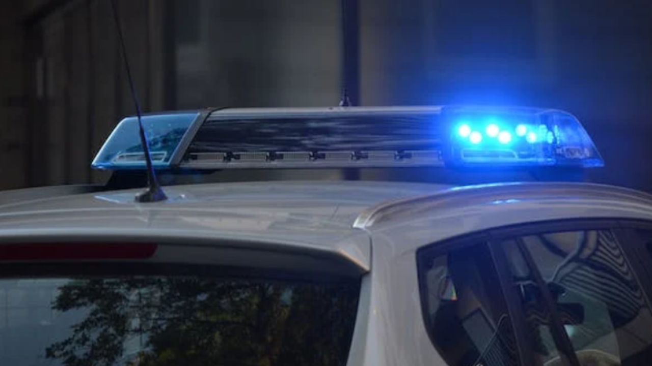 Policías evitan suicidio en el Centro Histórico, CDMX