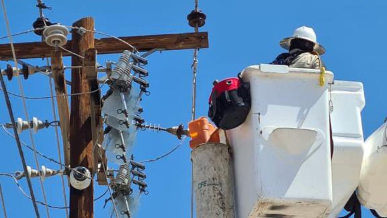 Adelanta AMLO que habrá informes de CFE por apagones en Sonora y Baja California