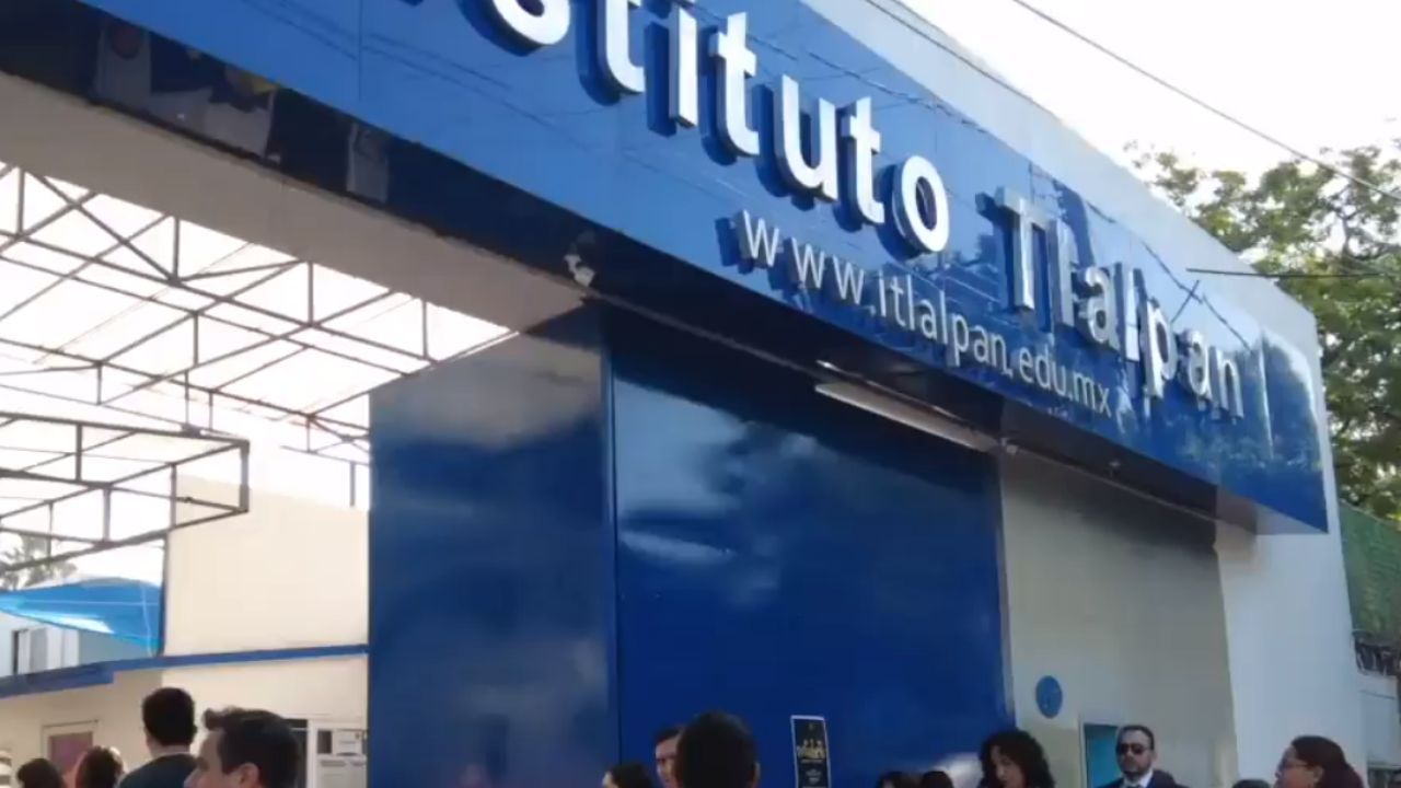 Alumnos de Instituto Tlalpan se quedarían sin espacio para iniciar ciclo escolar