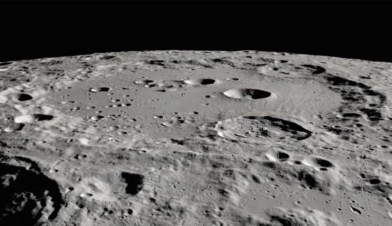 India desciende nave en polo sur de la Luna