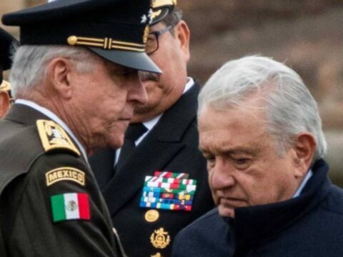 AMLO SUMISO ANTE EL EJÉRCITO: FRED ÁLVAREZ