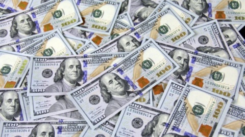 Decomisan dos millones de dólares falsos en Perú