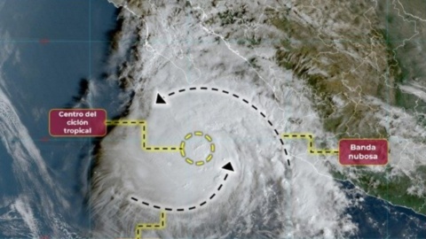 Huracán Norma baja a categoría 2
