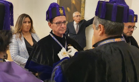 Recibe Edmundo Enciso Doctorado Honoris Causa por su labor humanista y empresarial