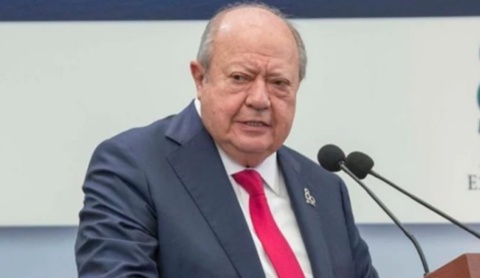 AMLO sobre muerte de Romero Deschamps: No hay que meterse con finados
