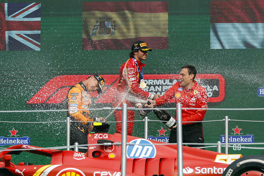 Carlos Sainz domina de principio a fin el GP de México