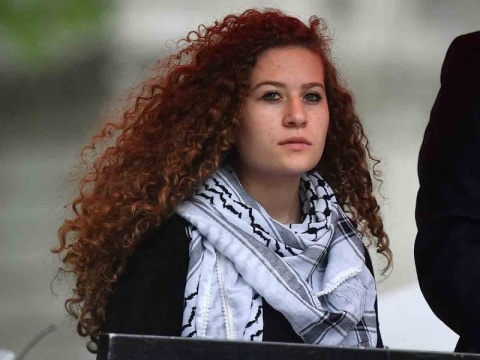 Detienen a la ícono palestina Ahed Tamimi por ‘incitación al terrorismo’