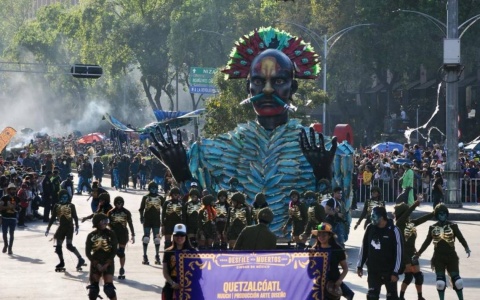 Rompe récord de asistencia Gran Desfile de Día de Muertos en CDMX: Batres