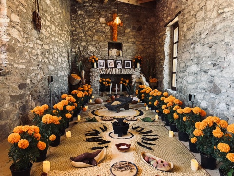 Ofrenda de Muertos en el pueblo originario Hñähñú