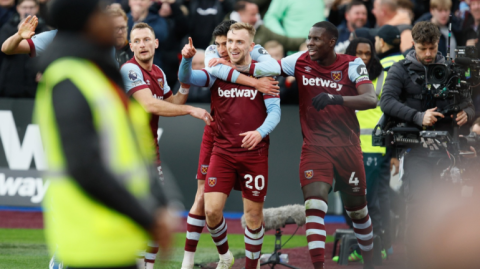Edson Álvarez, básico en el West Ham