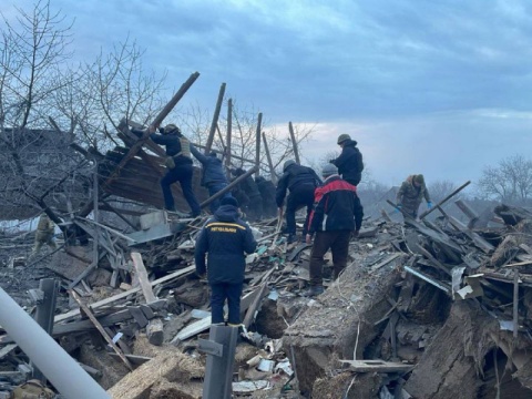 Bombardeo ruso en el este de Ucrania deja 11 muertos; 5 de ellos eran niños