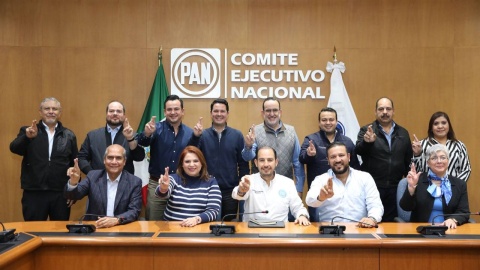 Marko Cortés se reúne con dirigencia del PAN en Coahuila para definir candidatos