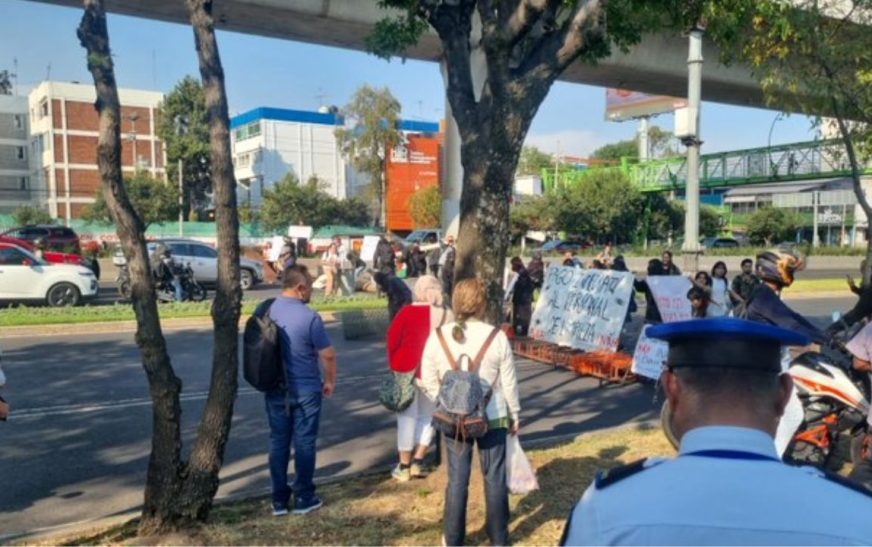 ENAH paga adeudos a trabajadores de limpieza tras protestas estudiantiles