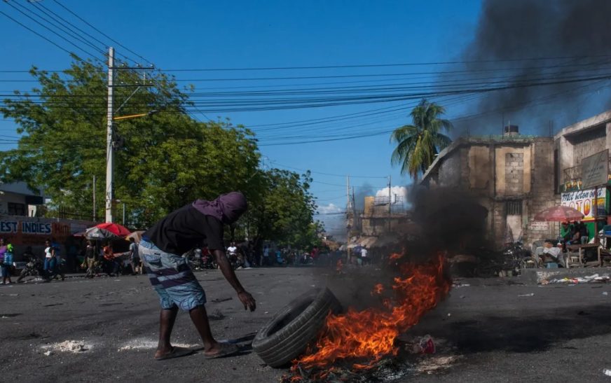 Reportan nuevos tiroteos y ataques en Puerto Príncipe, en medio de la crisis social en Haití