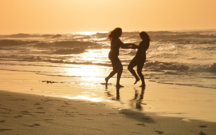 Radiografía del turismo LGBTQ+ y su impacto en estás vacaciones de Semana Santa en los destinos de playa