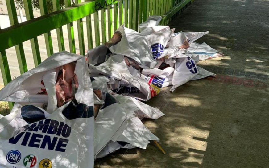 Gobierno de CDMX retira propaganda política de lugares prohibidos