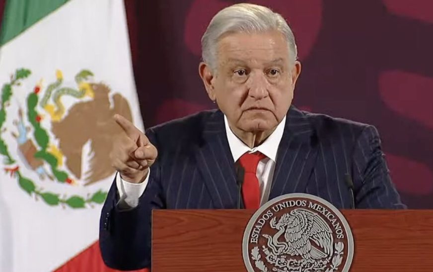 López Obrador critica al INE por restricciones; “son como la inquisición”