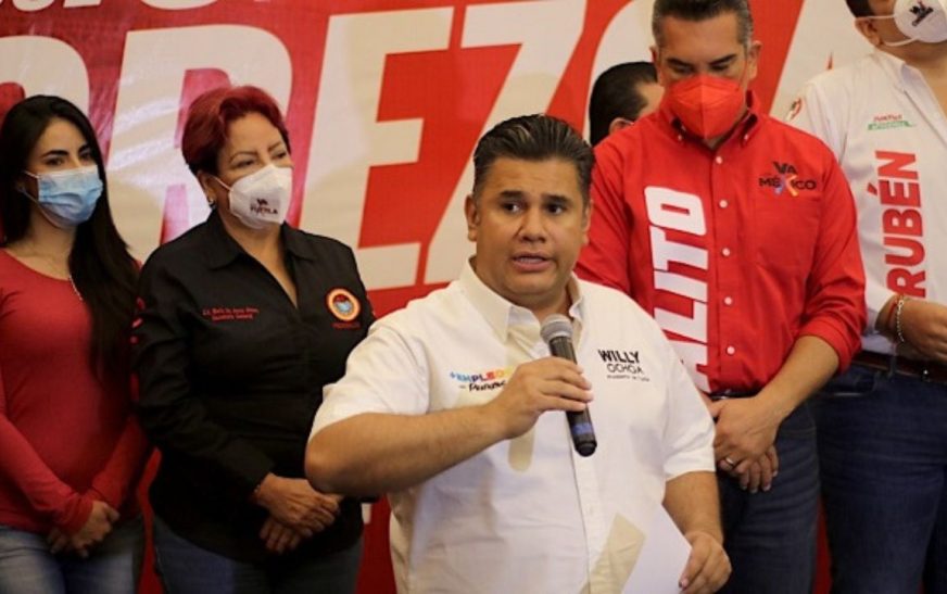 Willy Ochoa rechaza publicar su declaración patrimonial