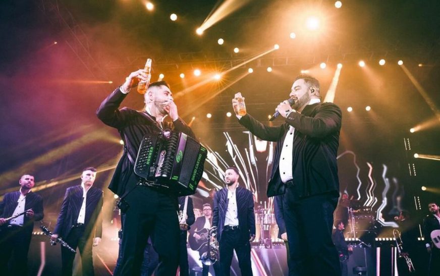 AMLO invita a la Banda MS a su último Grito de Independencia