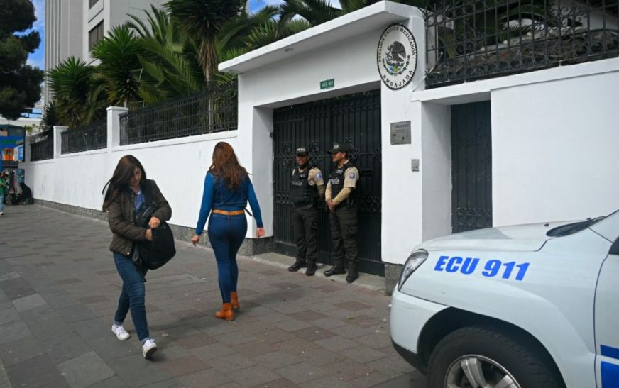 México exigirá ante Corte Penal Internacional que Ecuador sea suspendido de la ONU