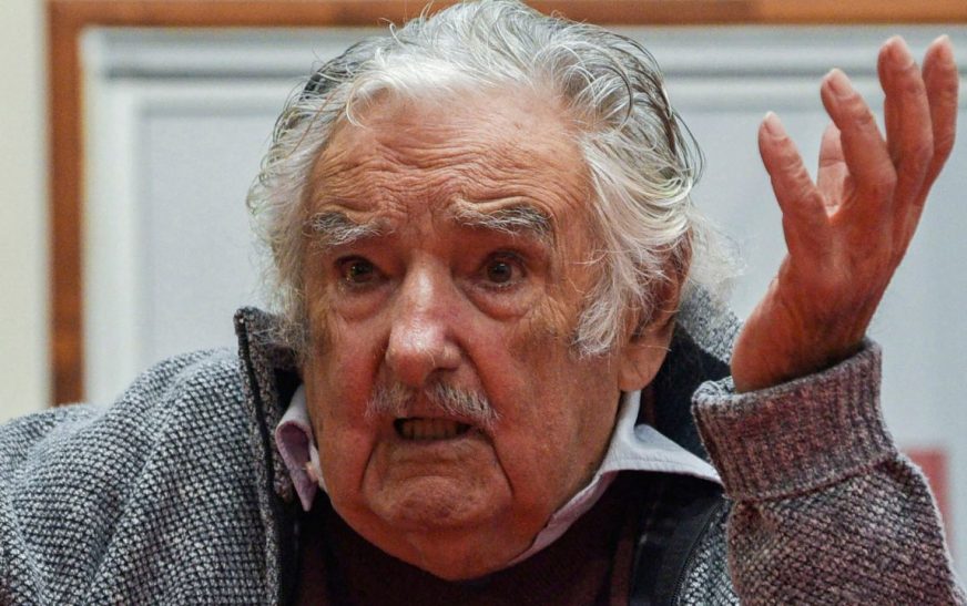 Expresidente de Uruguay José Mujica anuncia que tiene un tumor en el esófago