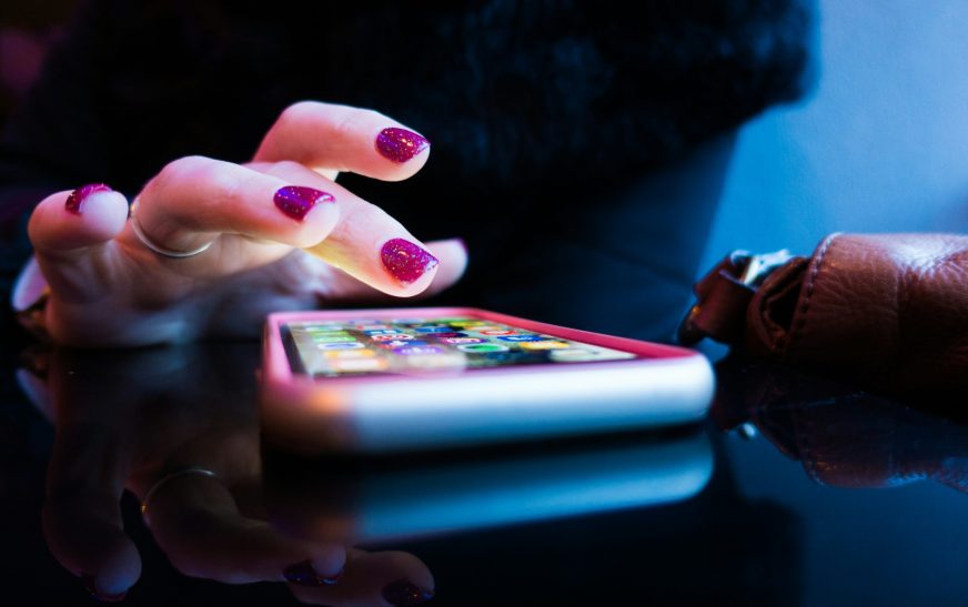 ¿Cuánto tiempo dura un celular nuevo y cuándo debes cambiarlo?