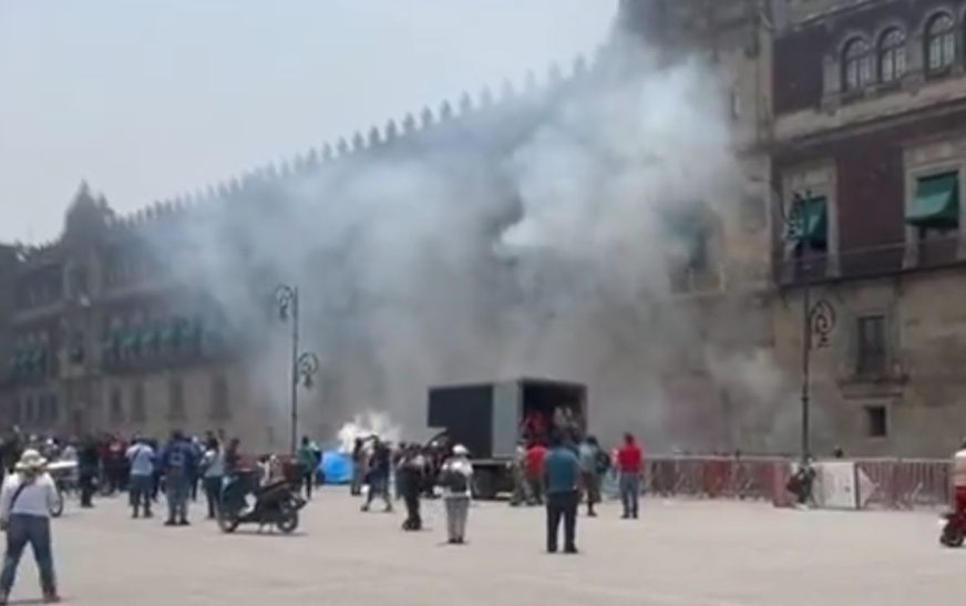 Agresión de estudiantes de Ayotzinapa en Palacio Nacional fue una provocación electoral: AMLO