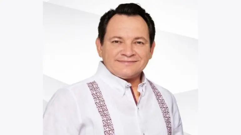 ‘Huacho’ Díaz, candidato a gobernador de Yucatán, sufre accidente vial