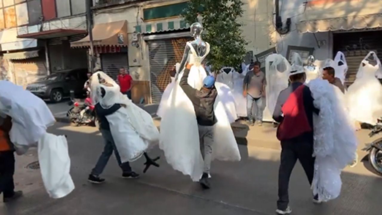 Desalojan locales de vestidos de novia en el Centro