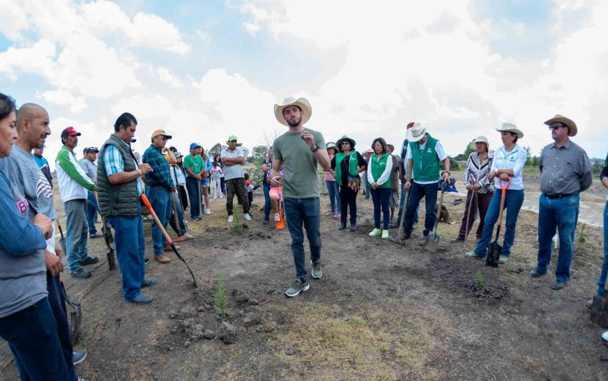 Paga el PVEM con la reforestación de un árbol por cada voto en el Edomex